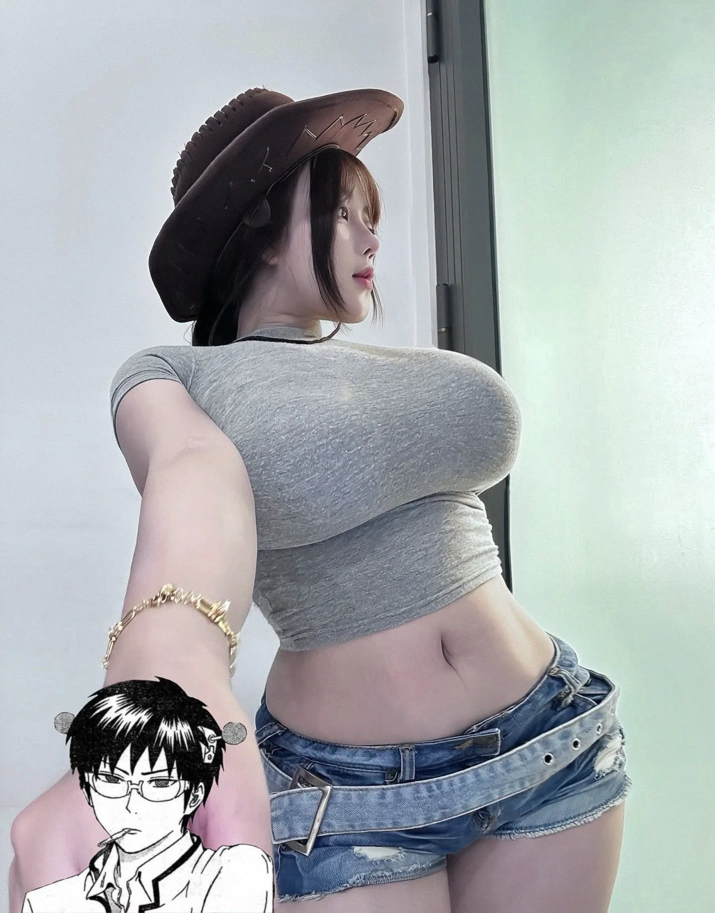Pi Tiên: Hot girl 22 tuổi quyến rũ và sức hút không thể chối từ (2)