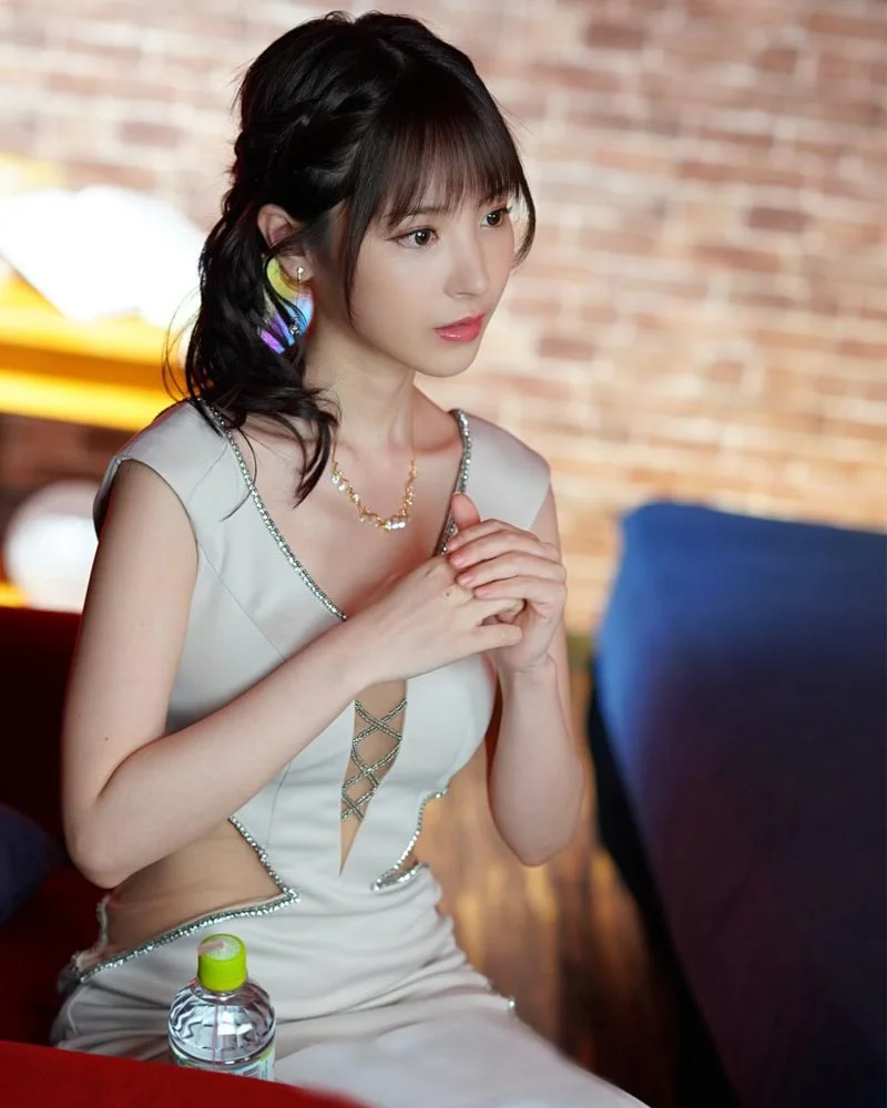 Hình 99 trong bộ diễn viên sex nhật bản