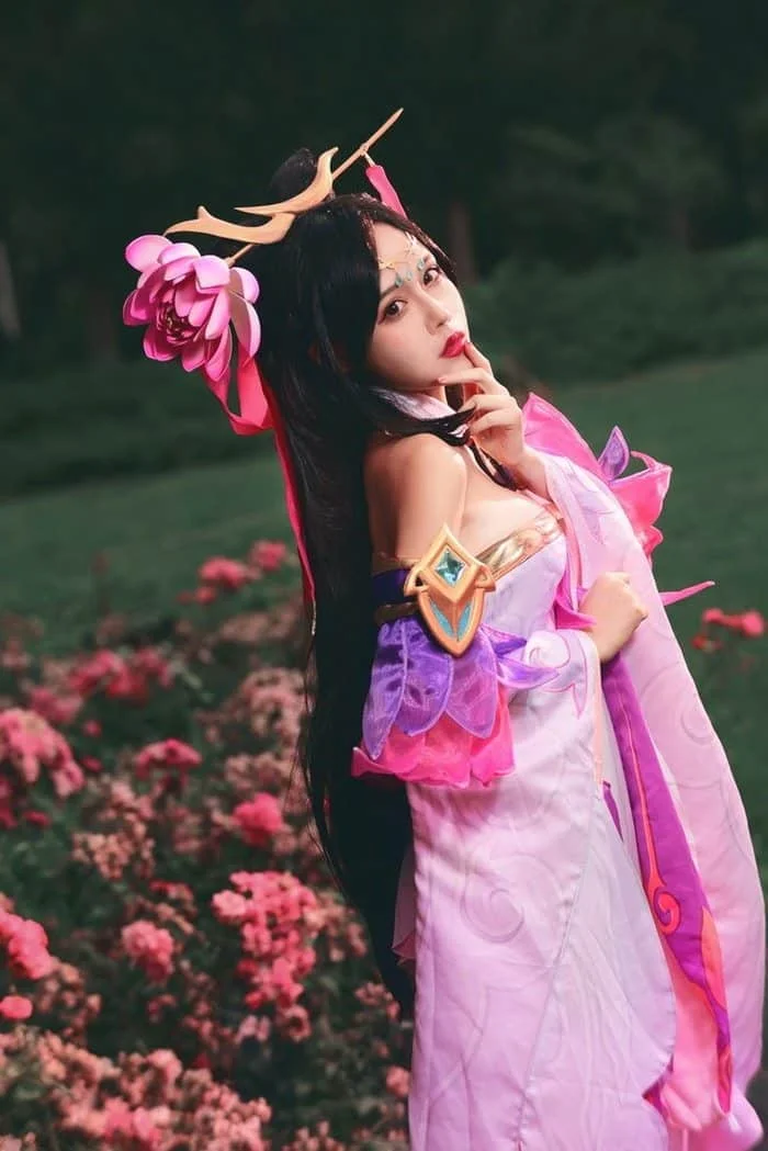 Hình gái xinh cosplay Liên Quân Mobile