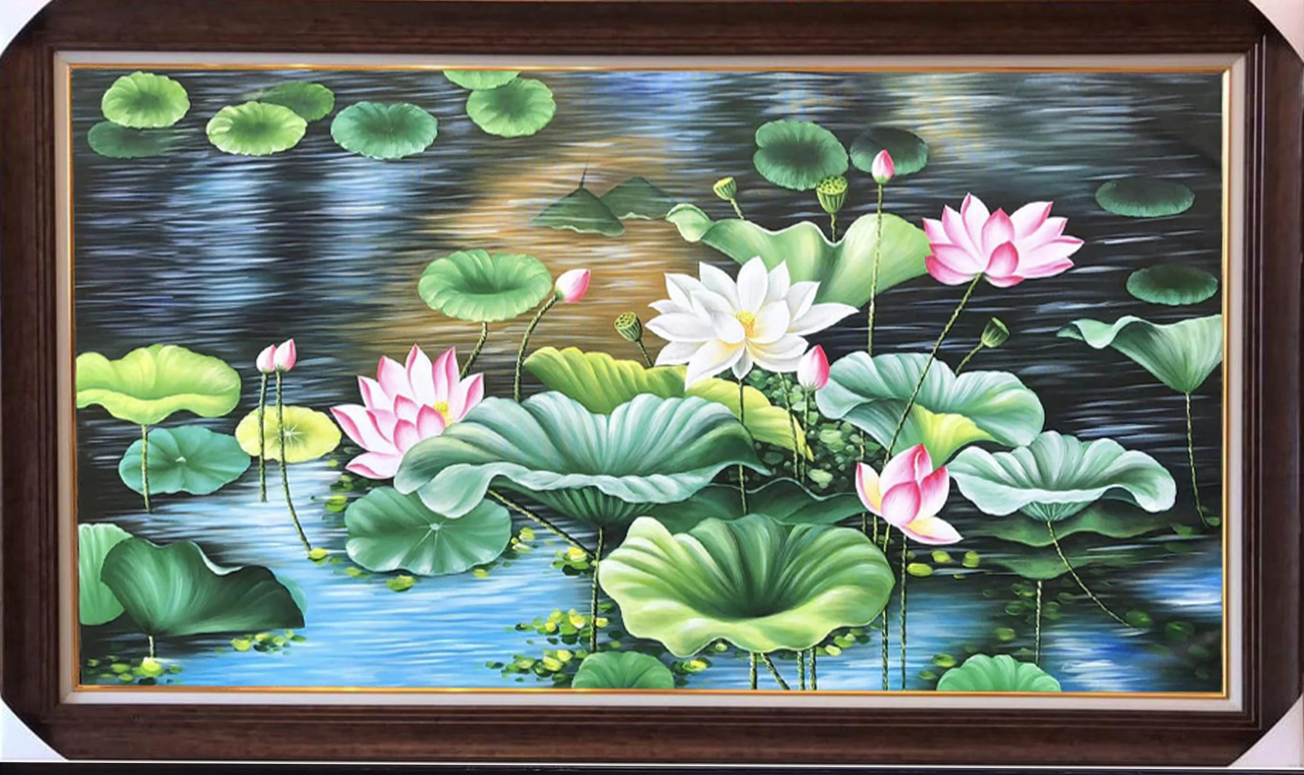 Tranh treo tường hoa sen và lá sen trên mặt nước