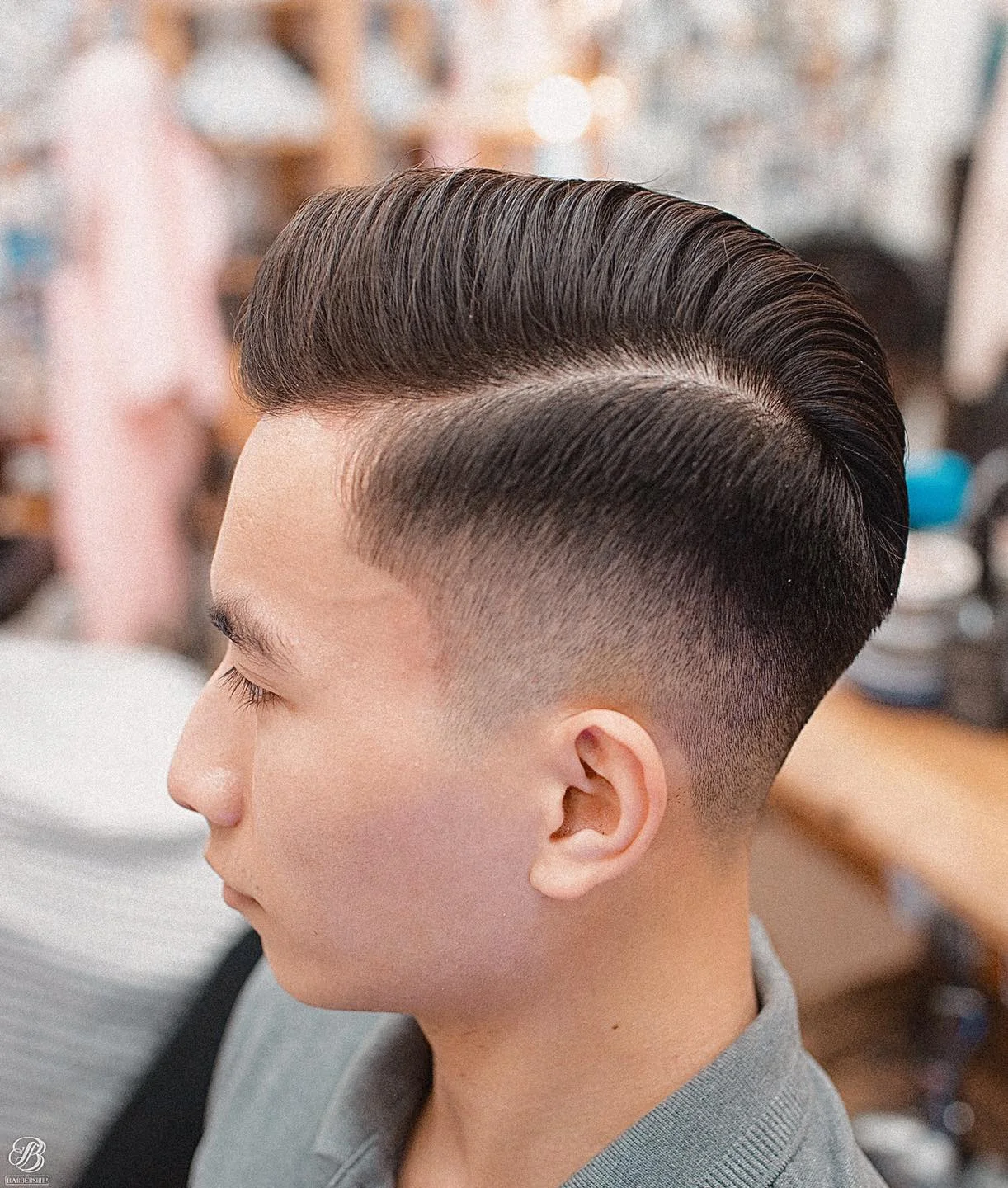 kiểu cắt tóc nam side part vuốt ngược lịch lãm
